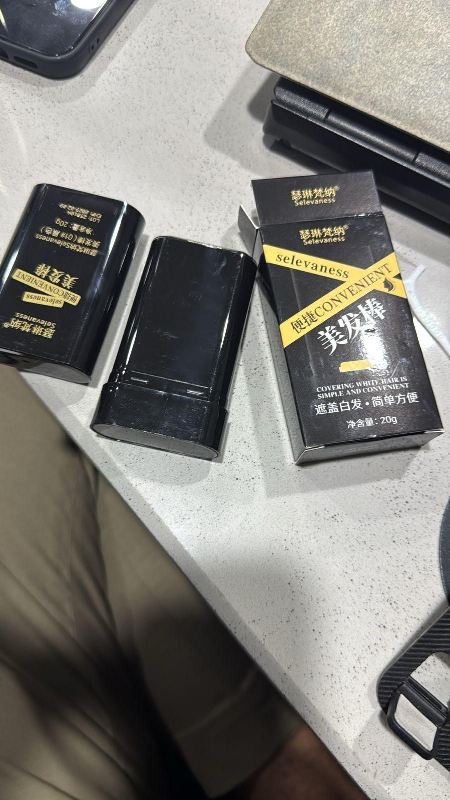 Covering White Hair is Simple and Convenient 20gm - Black - NG Fiora